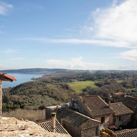 Apartament La Terrazza Nel Borgo Bracciano  Zewnętrze zdjęcie